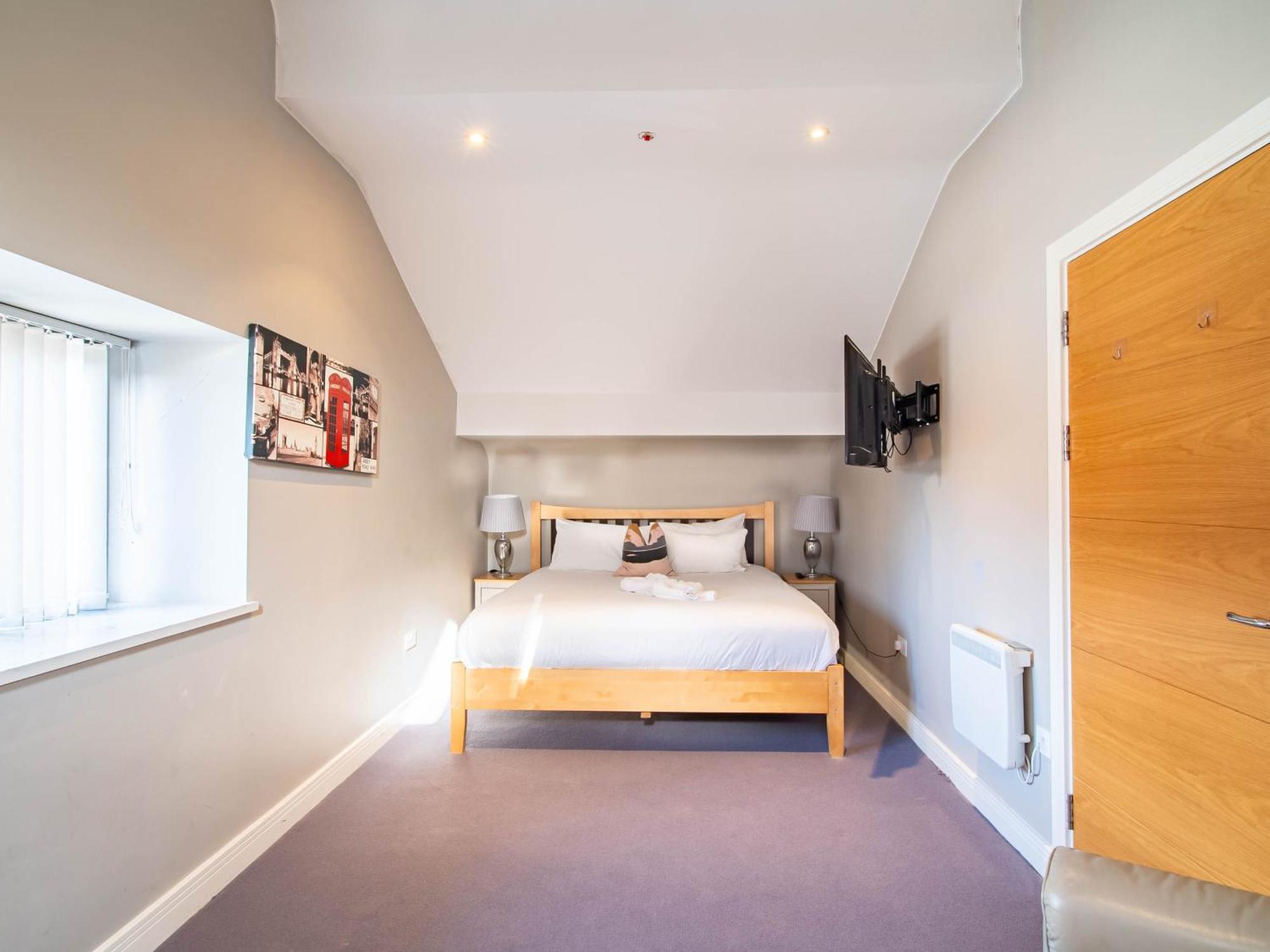 Holiday home Outstanding Deluxe Hideaway By Avo